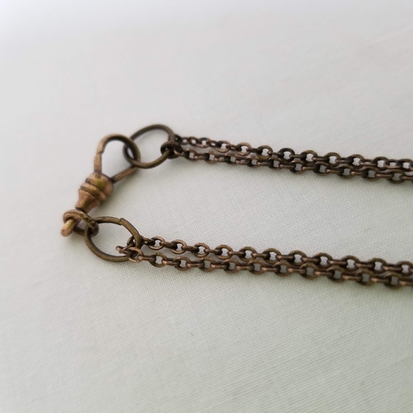 Necklace with Leather Tassel Floral Pendant Bronze - Picture 2 of 4